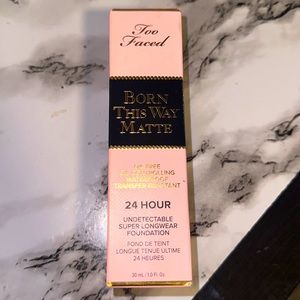 Too Faced
Born This Way Matte Longwear Liquid Foundation
